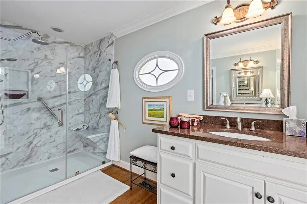 450 Forest Hills Drive, Atlanta, Georgia 30342, 3 Bedrooms Bedrooms, ,3 BathroomsBathrooms,Residential,Sold,450 Forest Hills Drive,6864210