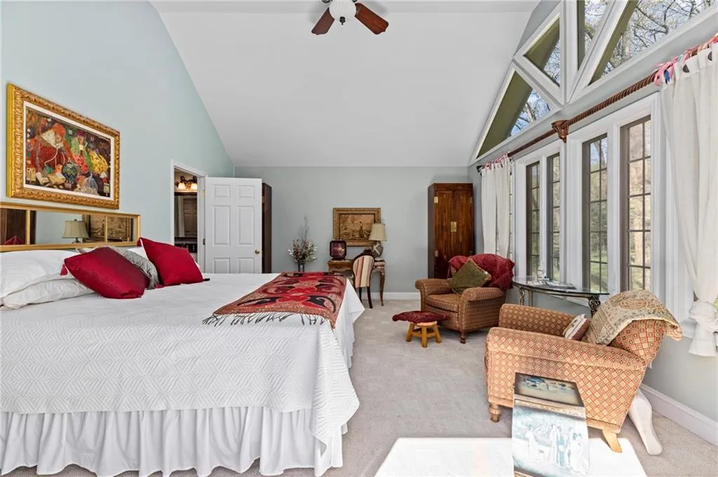 450 Forest Hills Drive, Atlanta, Georgia 30342, 3 Bedrooms Bedrooms, ,3 BathroomsBathrooms,Residential,Sold,450 Forest Hills Drive,6864210