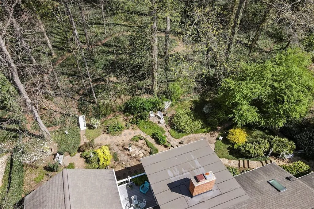 450 Forest Hills Drive, Atlanta, Georgia 30342, 3 Bedrooms Bedrooms, ,3 BathroomsBathrooms,Residential,Sold,450 Forest Hills Drive,6864210