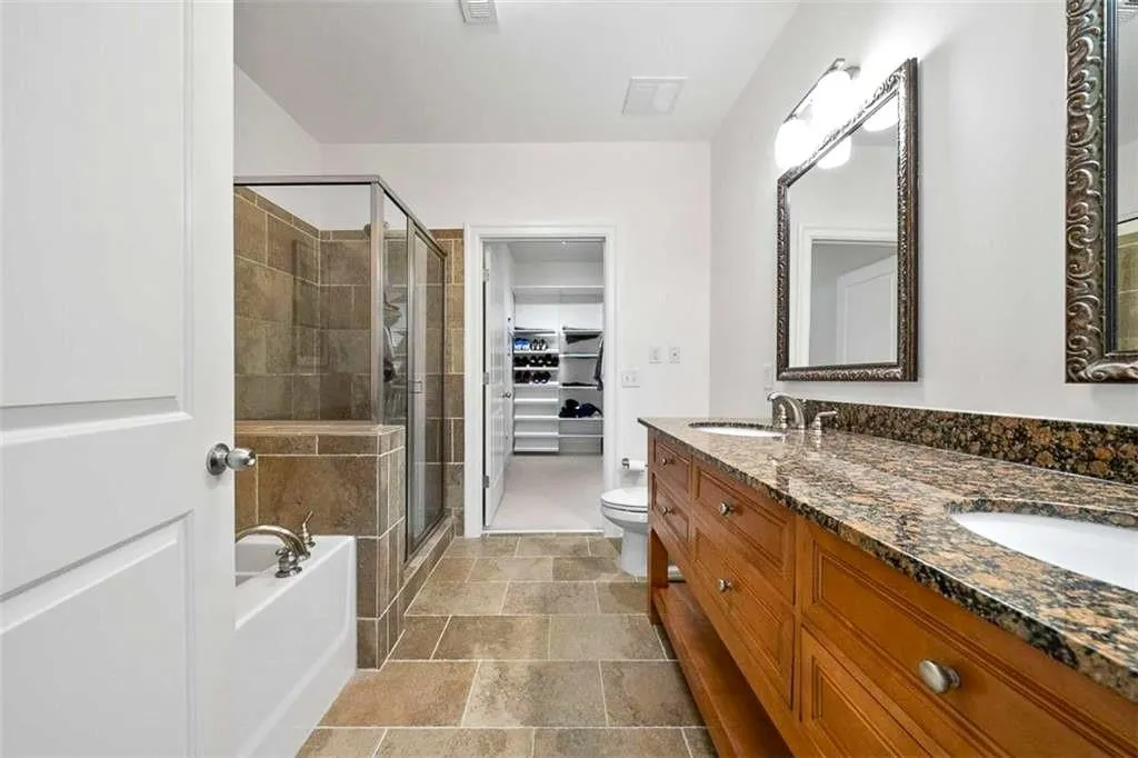 901 Abernathy Road Ne Unit 3070, Sandy Springs, Georgia 30328, 2 Bedrooms Bedrooms, ,2 BathroomsBathrooms,Residential,Sold,901 Abernathy Road Ne Unit 3070,6823725