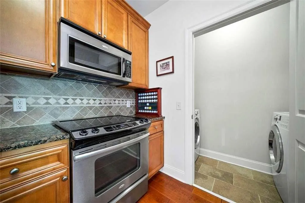 901 Abernathy Road Ne Unit 3070, Sandy Springs, Georgia 30328, 2 Bedrooms Bedrooms, ,2 BathroomsBathrooms,Residential,Sold,901 Abernathy Road Ne Unit 3070,6823725