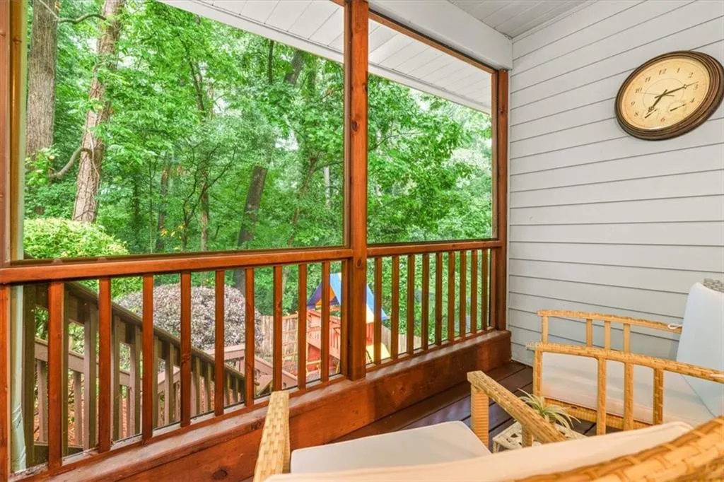 5114 N Ivy Road Ne, Atlanta, Georgia 30342, 4 Bedrooms Bedrooms, ,3 BathroomsBathrooms,Residential,For Sale,5114 N Ivy Road Ne,7643864