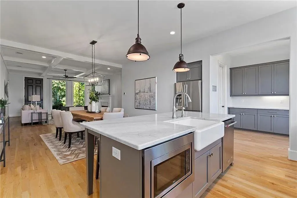 2196 Niles Place Ne, Atlanta, Georgia 30324, 3 Bedrooms Bedrooms, ,3 BathroomsBathrooms,Residential,For Sale,2196 Niles Place Ne,7592083