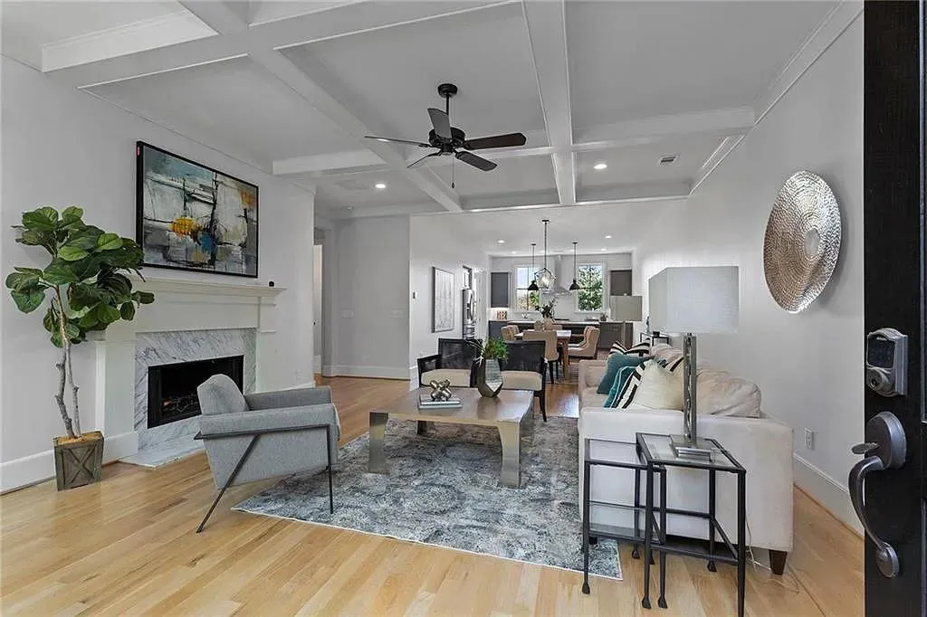 2196 Niles Place Ne, Atlanta, Georgia 30324, 3 Bedrooms Bedrooms, ,3 BathroomsBathrooms,Residential,For Sale,2196 Niles Place Ne,7592083