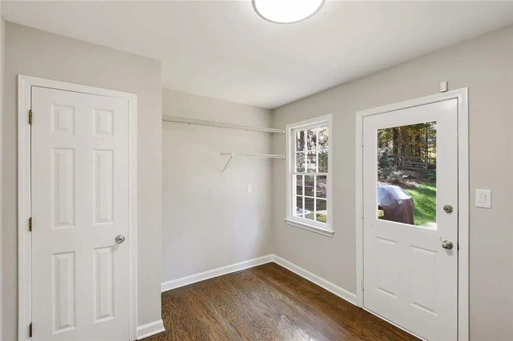 515 Tahoma Drive, Sandy Springs, Georgia 30350, 4 Bedrooms Bedrooms, ,2 BathroomsBathrooms,Residential,Sold,515 Tahoma Drive,5934104