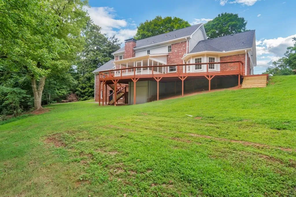 1550 Chaparral Place, Sandy Springs, Georgia 30350, 4 Bedrooms Bedrooms, ,3 BathroomsBathrooms,Residential,Sold,1550 Chaparral Place,6041294