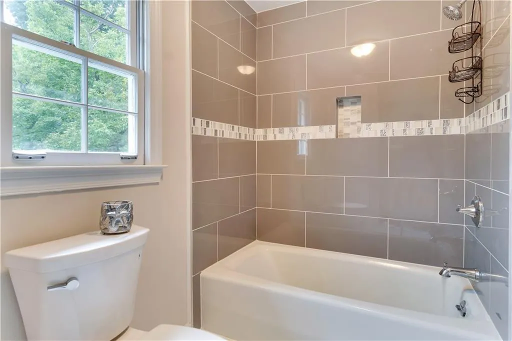 1550 Chaparral Place, Sandy Springs, Georgia 30350, 4 Bedrooms Bedrooms, ,3 BathroomsBathrooms,Residential,Sold,1550 Chaparral Place,6041294