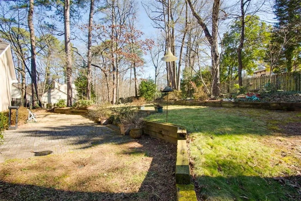 355 Kelson Drive, Sandy Springs, Georgia 30327, 5 Bedrooms Bedrooms, ,5 BathroomsBathrooms,Residential,Sold,355 Kelson Drive,5957571