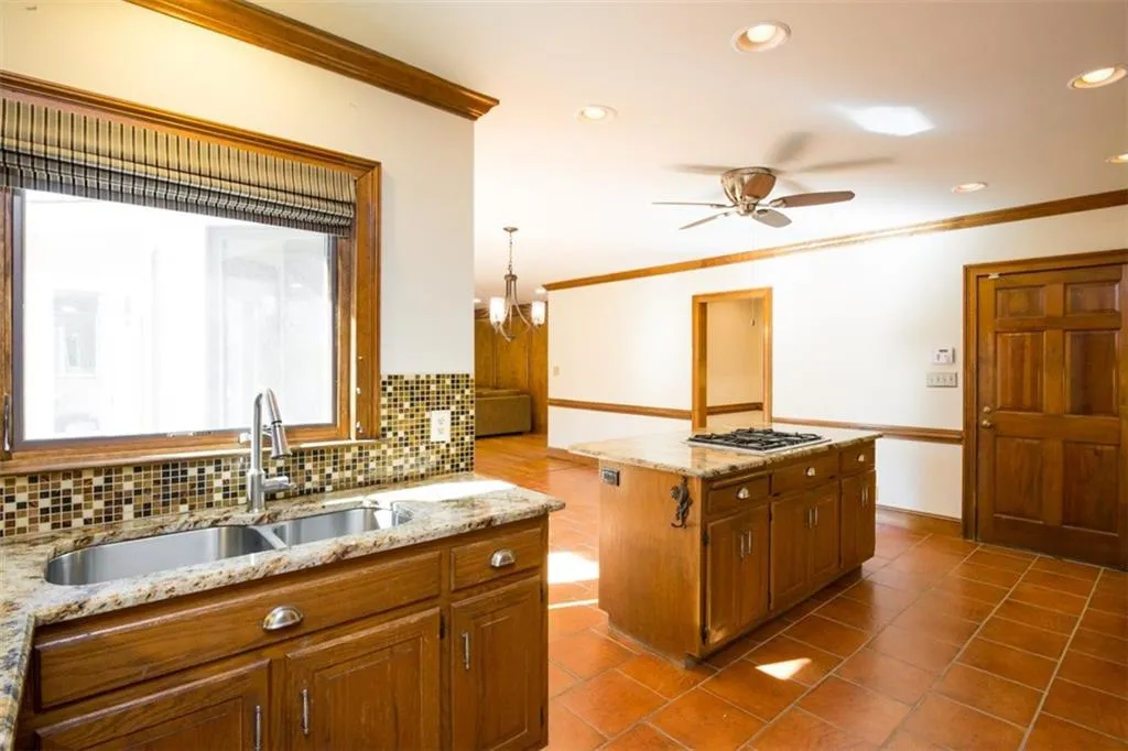 355 Kelson Drive, Sandy Springs, Georgia 30327, 5 Bedrooms Bedrooms, ,5 BathroomsBathrooms,Residential,Sold,355 Kelson Drive,5957571