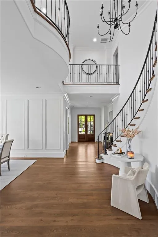 230 Danbury Lane, Atlanta, Georgia 30327, 6 Bedrooms Bedrooms, ,6 BathroomsBathrooms,Residential,For Sale,230 Danbury Lane,7746855