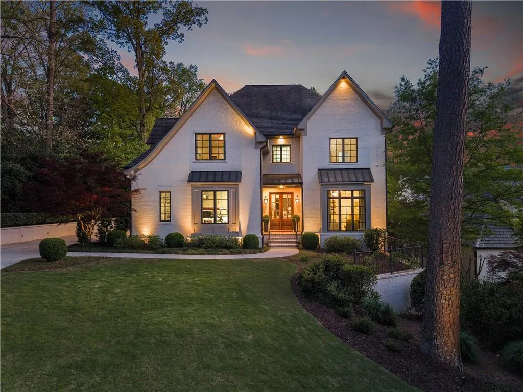 230 Danbury Lane, Atlanta, Georgia 30327, 6 Bedrooms Bedrooms, ,6 BathroomsBathrooms,Residential,For Sale,230 Danbury Lane,7746855