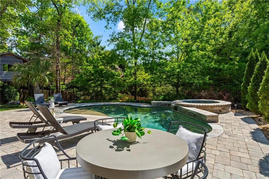 230 Danbury Lane, Atlanta, Georgia 30327, 6 Bedrooms Bedrooms, ,6 BathroomsBathrooms,Residential,For Sale,230 Danbury Lane,7746855
