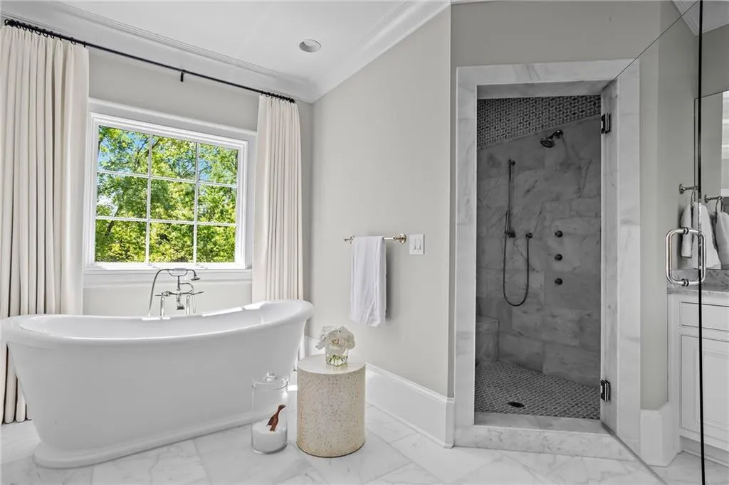 230 Danbury Lane, Atlanta, Georgia 30327, 6 Bedrooms Bedrooms, ,6 BathroomsBathrooms,Residential,For Sale,230 Danbury Lane,7746855