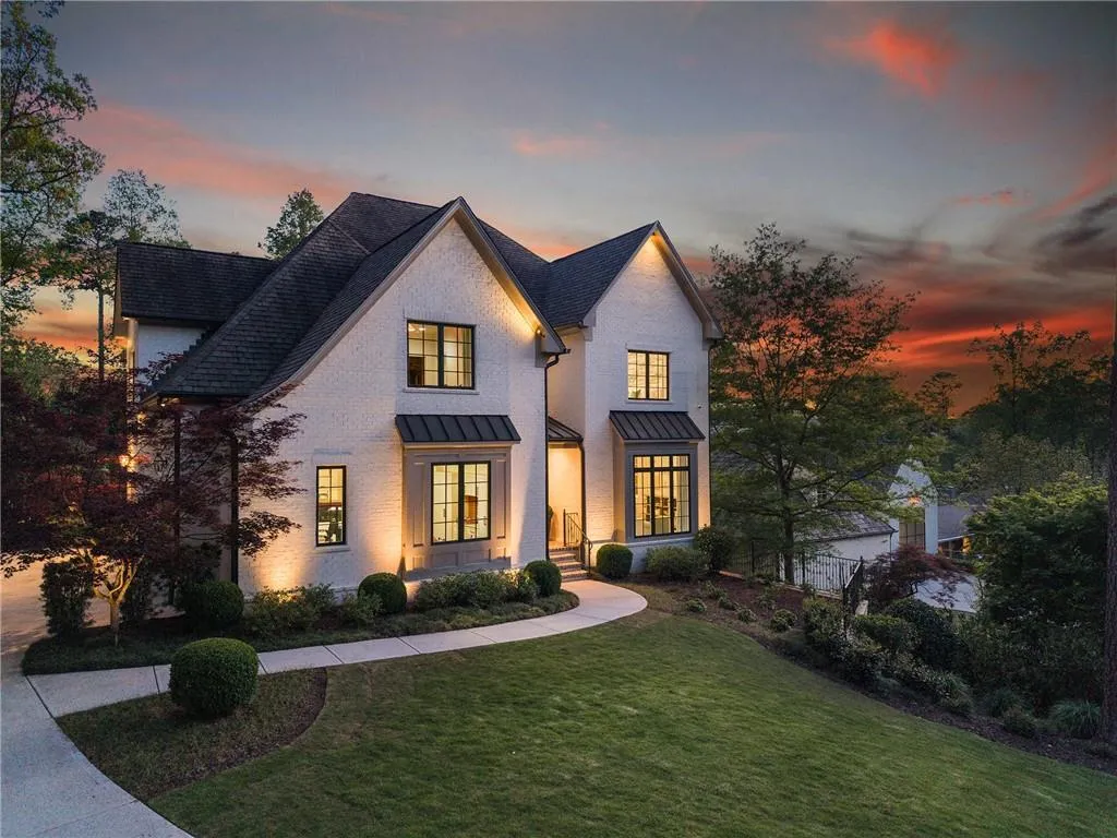 230 Danbury Lane, Atlanta, Georgia 30327, 6 Bedrooms Bedrooms, ,6 BathroomsBathrooms,Residential,For Sale,230 Danbury Lane,7746855
