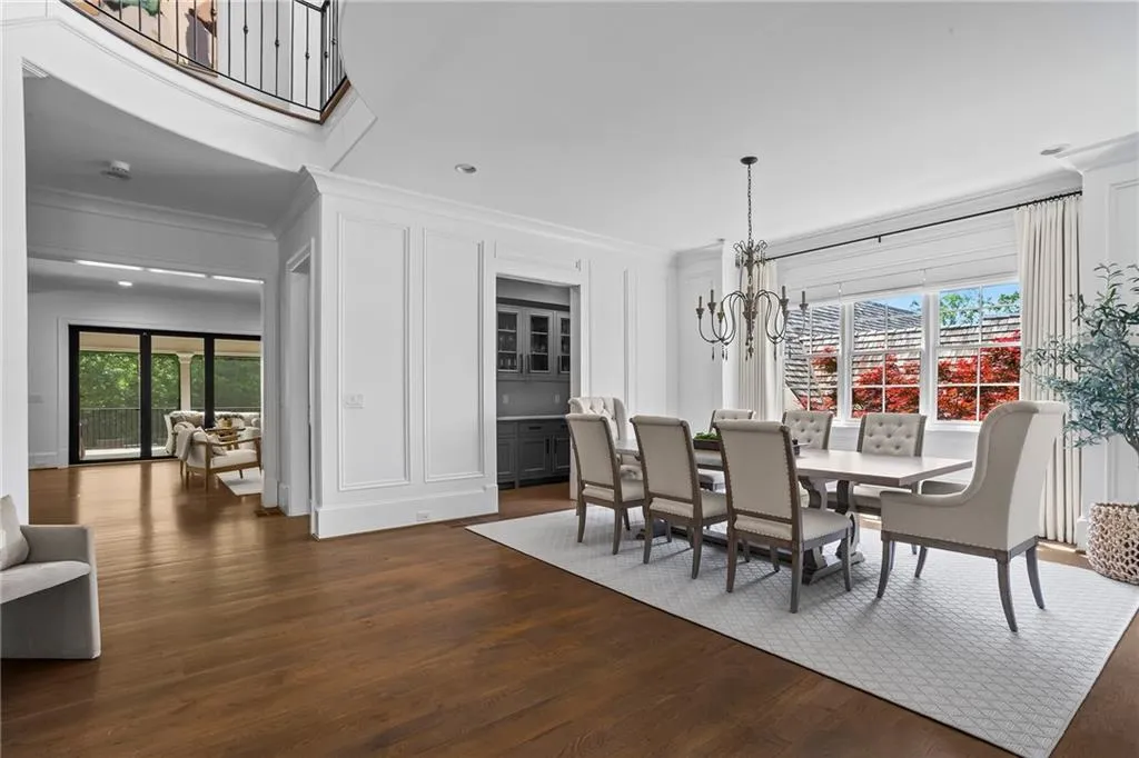 230 Danbury Lane, Atlanta, Georgia 30327, 6 Bedrooms Bedrooms, ,6 BathroomsBathrooms,Residential,For Sale,230 Danbury Lane,7746855
