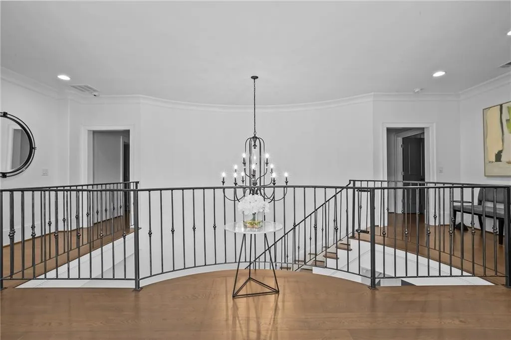 230 Danbury Lane, Atlanta, Georgia 30327, 6 Bedrooms Bedrooms, ,6 BathroomsBathrooms,Residential,For Sale,230 Danbury Lane,7746855