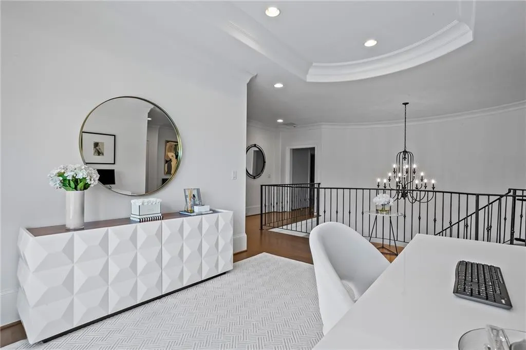 230 Danbury Lane, Atlanta, Georgia 30327, 6 Bedrooms Bedrooms, ,6 BathroomsBathrooms,Residential,For Sale,230 Danbury Lane,7746855