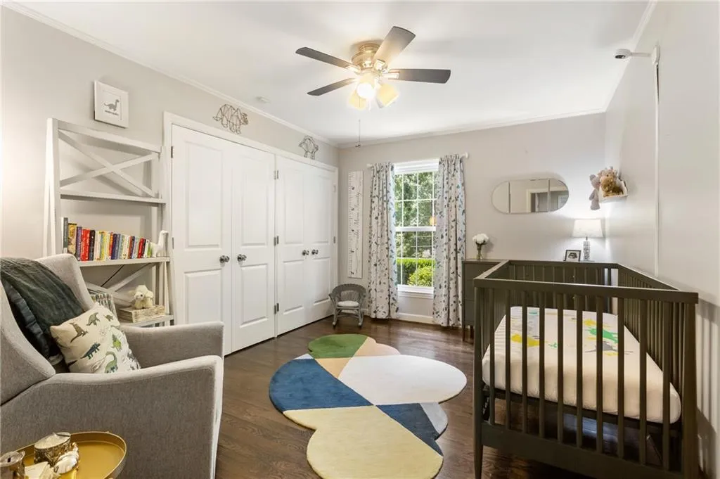 140 River Court Parkway, Sandy Springs, Georgia 30328, 5 Bedrooms Bedrooms, ,4 BathroomsBathrooms,Residential,Sold,140 River Court Parkway,7258519