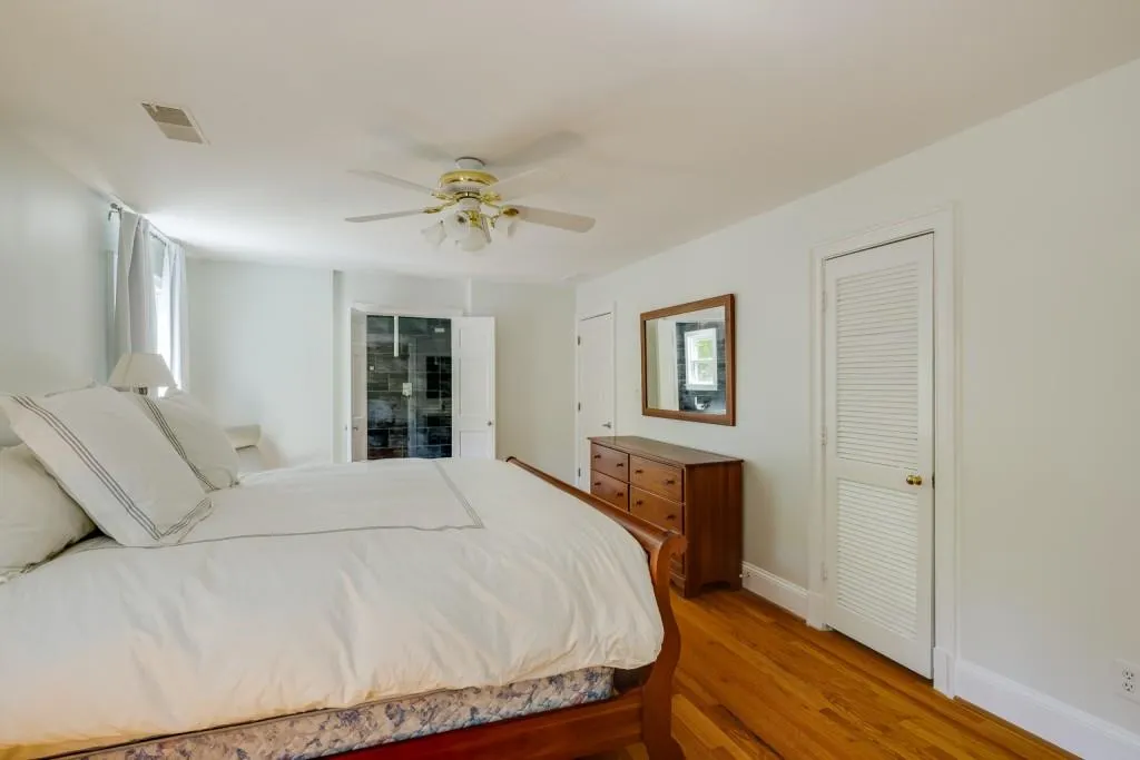 555 Valley Hall Drive, Sandy Springs, Georgia 30350, 5 Bedrooms Bedrooms, ,3 BathroomsBathrooms,Residential,Sold,555 Valley Hall Drive,7036959