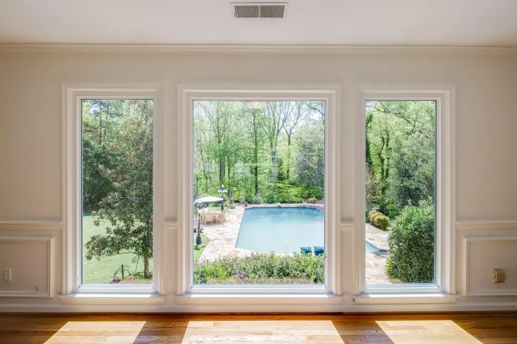 555 Valley Hall Drive, Sandy Springs, Georgia 30350, 5 Bedrooms Bedrooms, ,3 BathroomsBathrooms,Residential,Sold,555 Valley Hall Drive,7036959