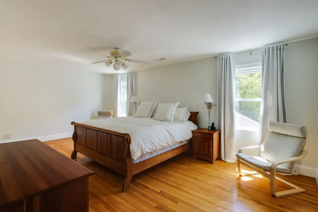 555 Valley Hall Drive, Sandy Springs, Georgia 30350, 5 Bedrooms Bedrooms, ,3 BathroomsBathrooms,Residential,Sold,555 Valley Hall Drive,7036959