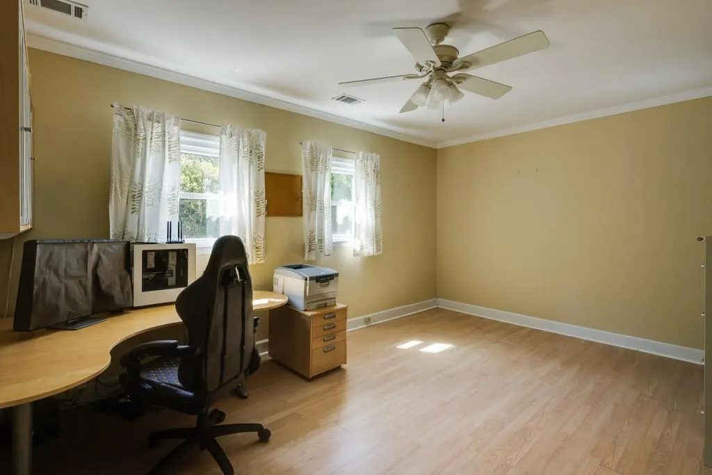 555 Valley Hall Drive, Sandy Springs, Georgia 30350, 5 Bedrooms Bedrooms, ,3 BathroomsBathrooms,Residential,Sold,555 Valley Hall Drive,7036959