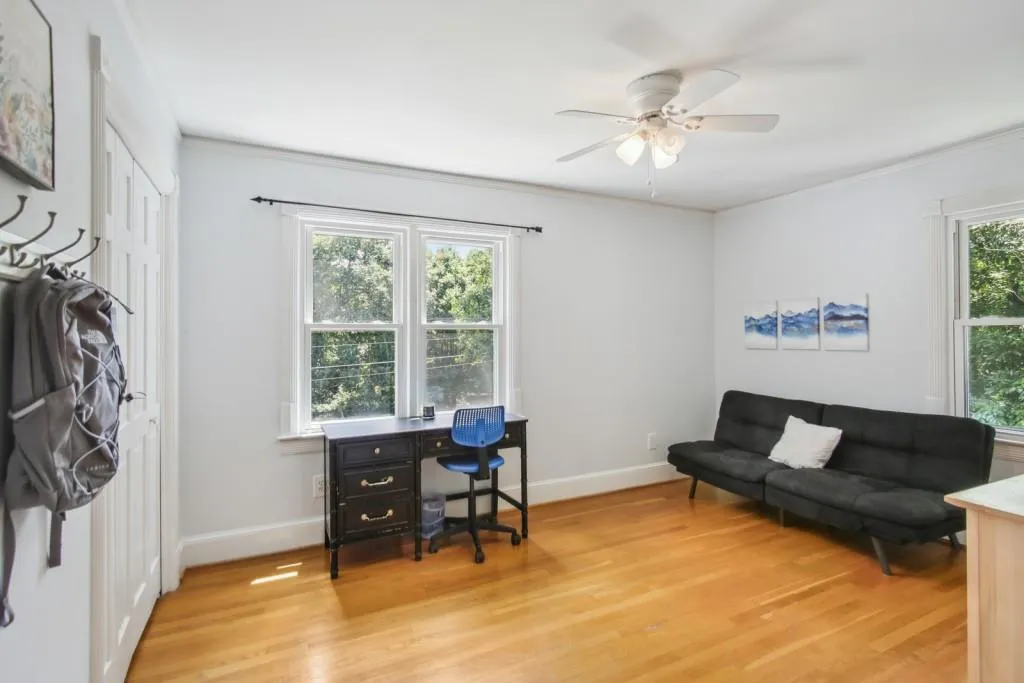 275 Glen Lake Drive, Atlanta, Georgia 30327, 5 Bedrooms Bedrooms, ,3 BathroomsBathrooms,Residential,Sold,275 Glen Lake Drive,7063089