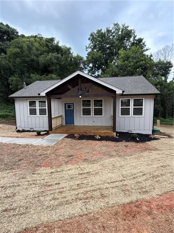80 Elberton Street, Toccoa, Georgia 30577