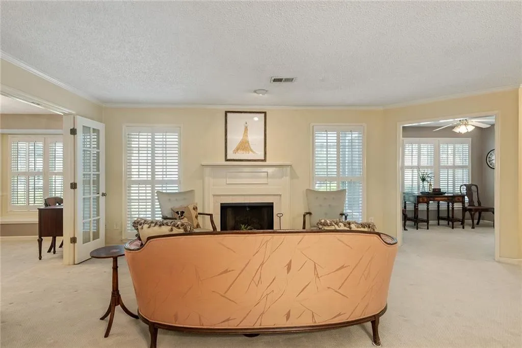 1108 Camden Court, Atlanta, Georgia 30327, 2 Bedrooms Bedrooms, ,2 BathroomsBathrooms,Residential,Sold,1108 Camden Court,6574138