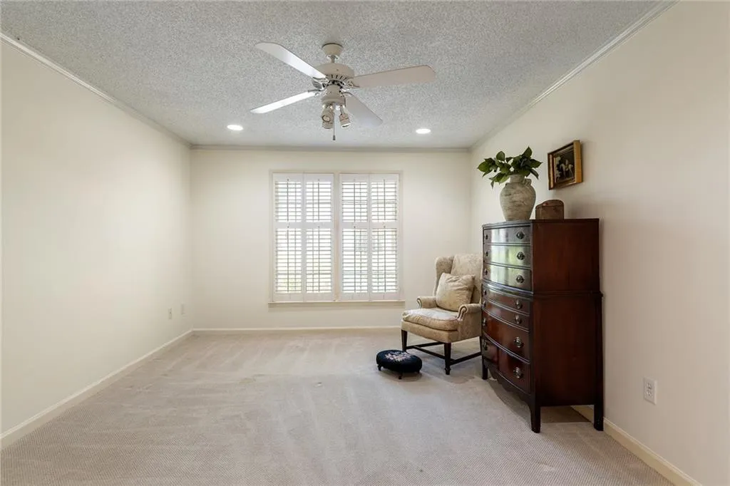 1108 Camden Court, Atlanta, Georgia 30327, 2 Bedrooms Bedrooms, ,2 BathroomsBathrooms,Residential,Sold,1108 Camden Court,6574138