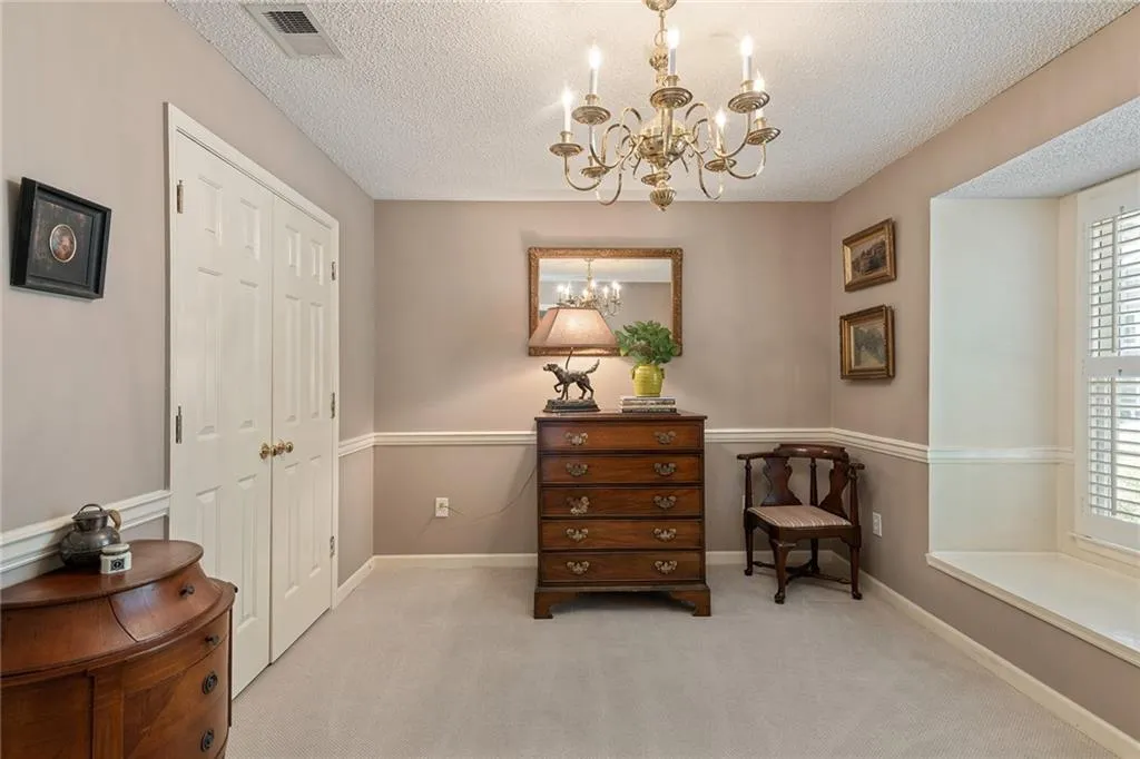 1108 Camden Court, Atlanta, Georgia 30327, 2 Bedrooms Bedrooms, ,2 BathroomsBathrooms,Residential,Sold,1108 Camden Court,6574138