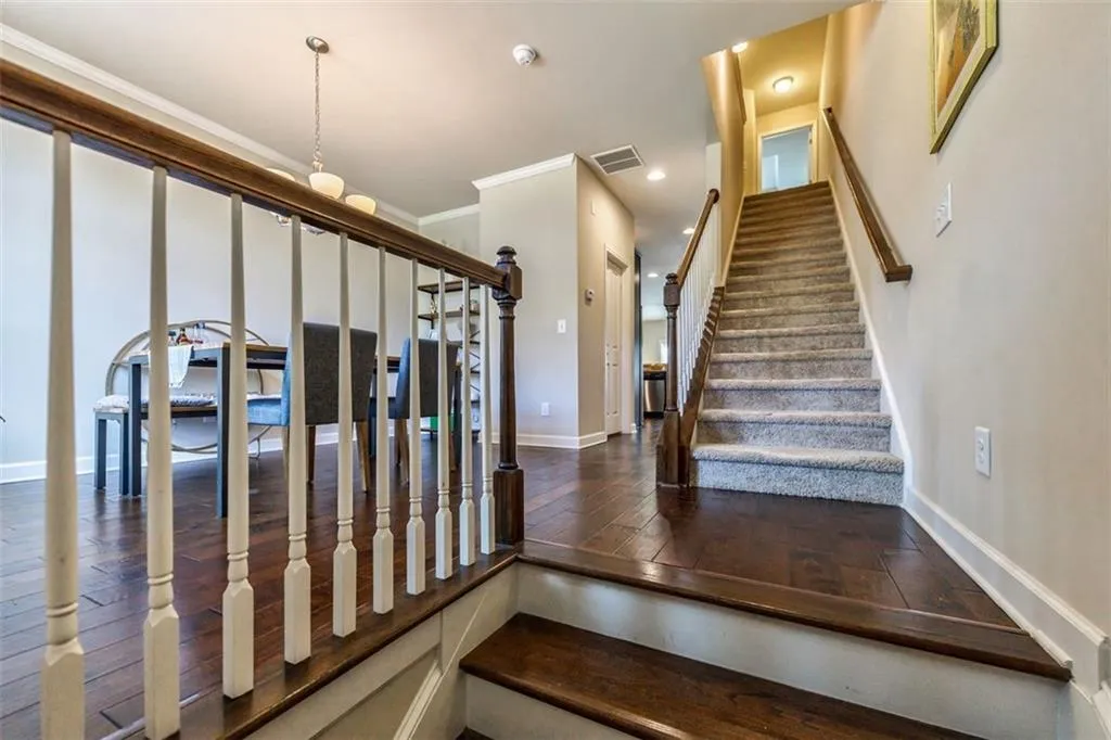 7405 Highland Bluff, Atlanta, Georgia 30328, 3 Bedrooms Bedrooms, ,3 BathroomsBathrooms,Residential,Sold,7405 Highland Bluff,6874593