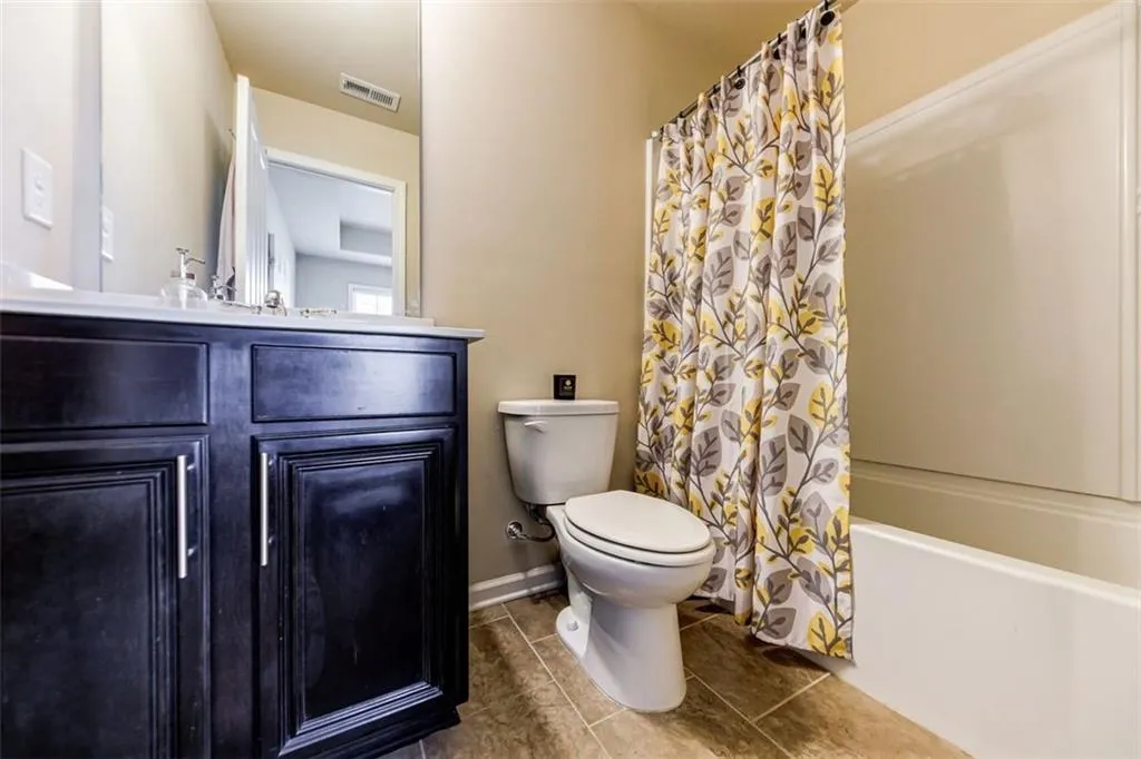 7405 Highland Bluff, Atlanta, Georgia 30328, 3 Bedrooms Bedrooms, ,3 BathroomsBathrooms,Residential,Sold,7405 Highland Bluff,6874593