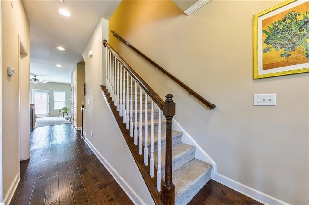 7405 Highland Bluff, Atlanta, Georgia 30328, 3 Bedrooms Bedrooms, ,3 BathroomsBathrooms,Residential,Sold,7405 Highland Bluff,6874593