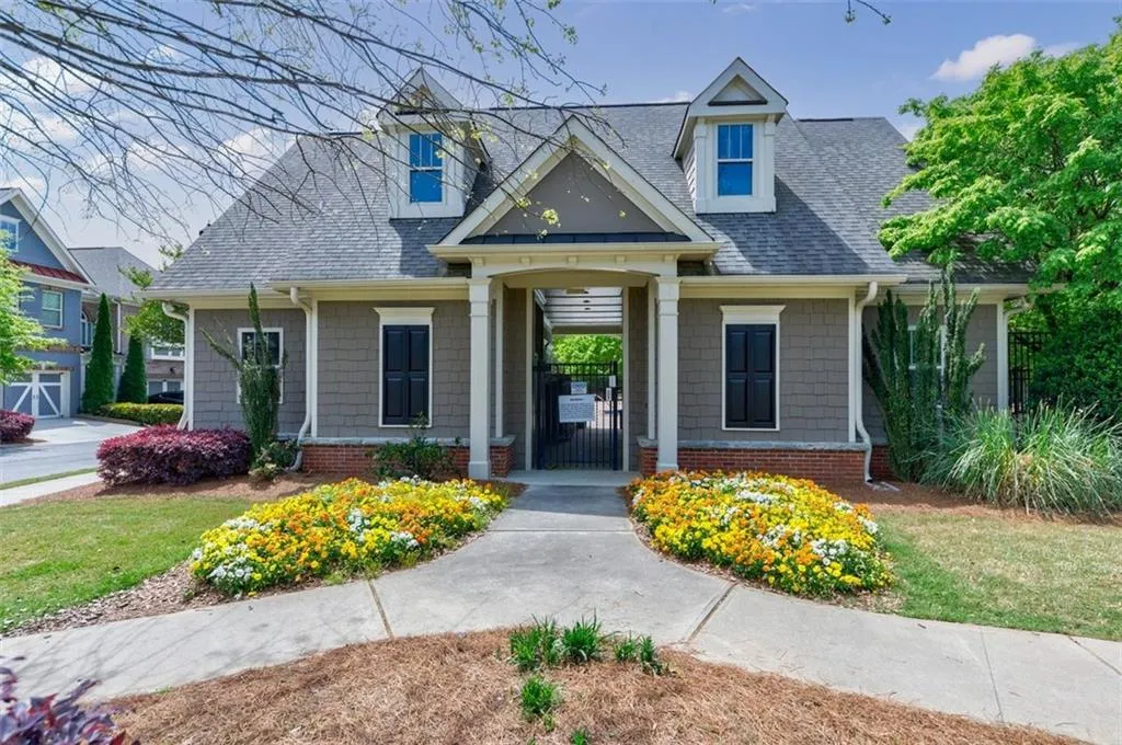 7405 Highland Bluff, Atlanta, Georgia 30328, 3 Bedrooms Bedrooms, ,3 BathroomsBathrooms,Residential,Sold,7405 Highland Bluff,6874593