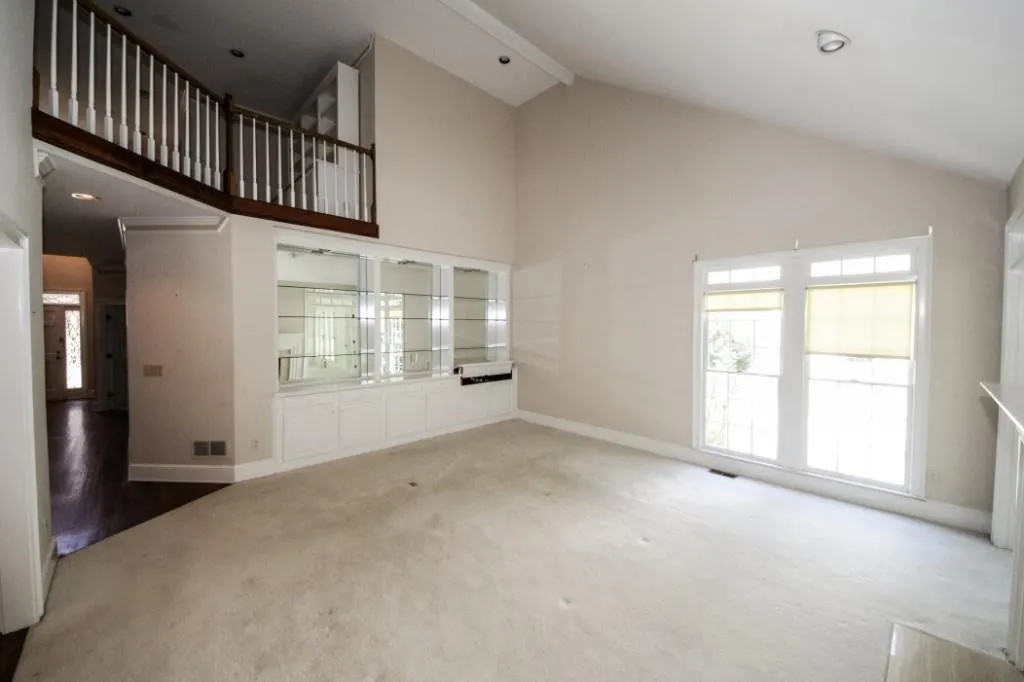 135 Belmont Trace, Sandy Springs, Georgia 30328, 3 Bedrooms Bedrooms, ,2 BathroomsBathrooms,Residential,Sold,135 Belmont Trace,6040336