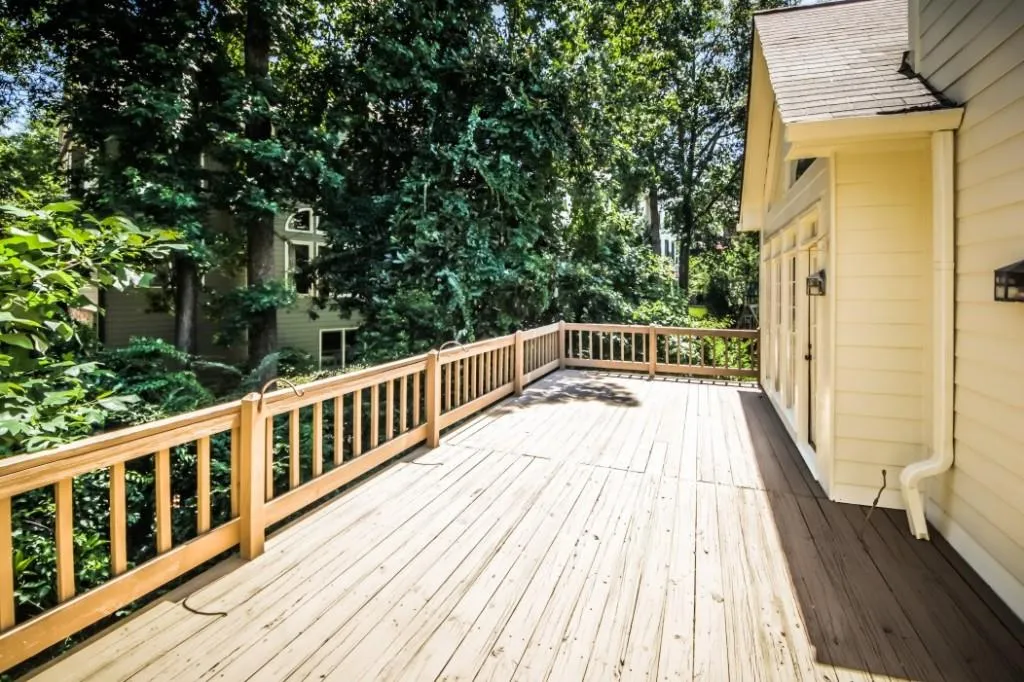 135 Belmont Trace, Sandy Springs, Georgia 30328, 3 Bedrooms Bedrooms, ,2 BathroomsBathrooms,Residential,Sold,135 Belmont Trace,6040336