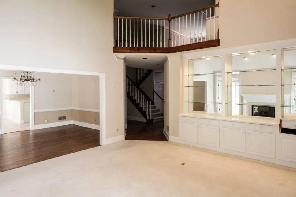 135 Belmont Trace, Sandy Springs, Georgia 30328, 3 Bedrooms Bedrooms, ,2 BathroomsBathrooms,Residential,Sold,135 Belmont Trace,6040336