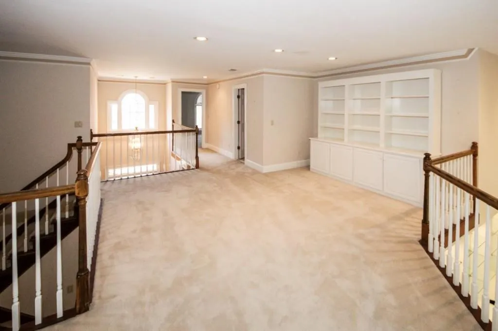 135 Belmont Trace, Sandy Springs, Georgia 30328, 3 Bedrooms Bedrooms, ,2 BathroomsBathrooms,Residential,Sold,135 Belmont Trace,6040336