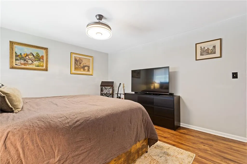 5400 Roswell Road Unit A4, Sandy Springs, Georgia 30342, 2 Bedrooms Bedrooms, ,1 BathroomBathrooms,Residential,For Sale,5400 Roswell Road Unit A4,7762124