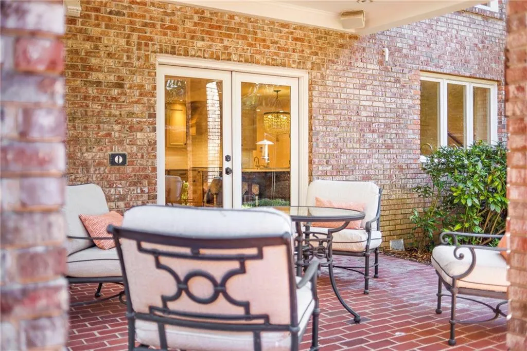 1450 Northwold Drive, Atlanta, Georgia 30350, 6 Bedrooms Bedrooms, ,5 BathroomsBathrooms,Residential,Sold,1450 Northwold Drive,6810726