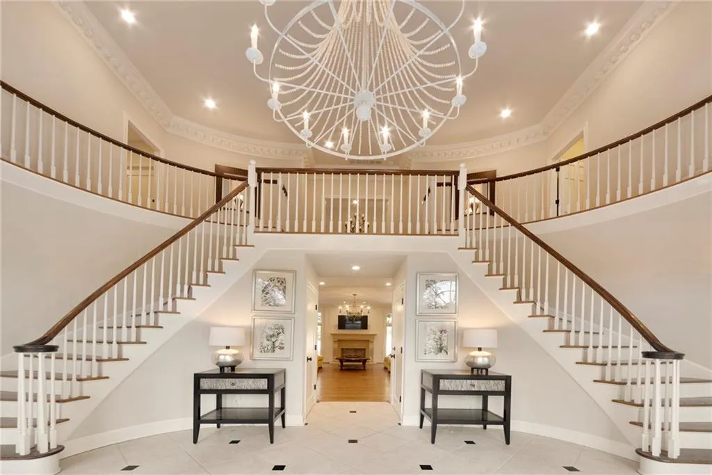 1450 Northwold Drive, Atlanta, Georgia 30350, 6 Bedrooms Bedrooms, ,5 BathroomsBathrooms,Residential,Sold,1450 Northwold Drive,6810726
