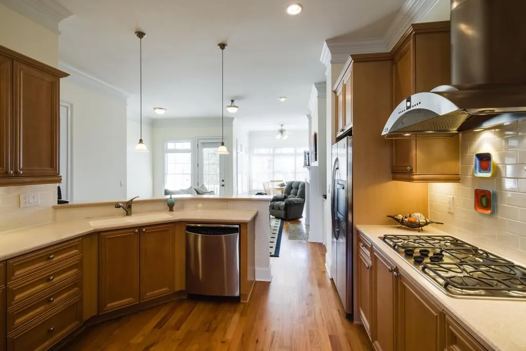 993 Pearl Point, Sandy Springs, Georgia 30328, 3 Bedrooms Bedrooms, ,3 BathroomsBathrooms,Residential,Sold,993 Pearl Point,5786525
