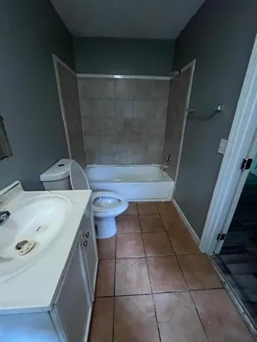 1170