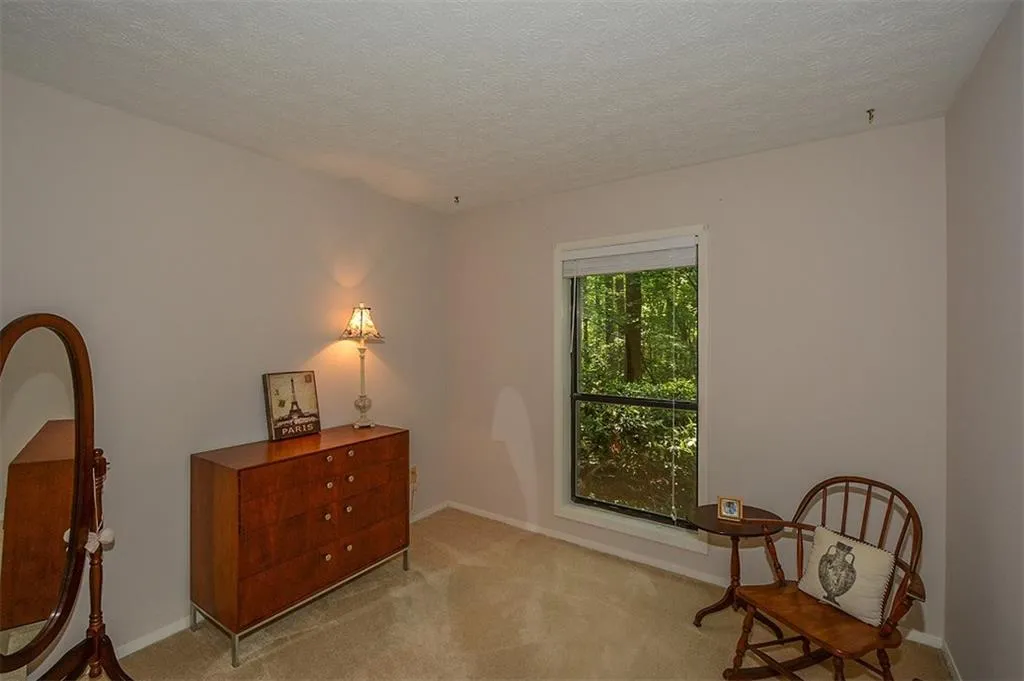 805 Woodcliff Drive Unit 805, Sandy Springs, Georgia 30350, 2 Bedrooms Bedrooms, ,1 BathroomBathrooms,Residential,Sold,805 Woodcliff Drive Unit 805,5697576