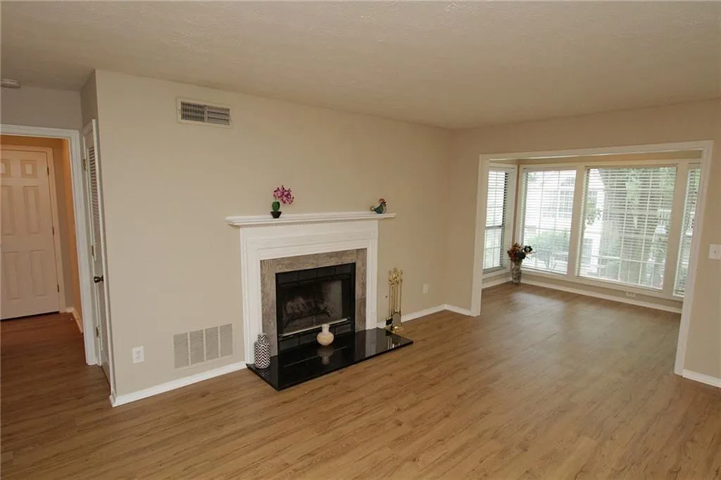 906 Gettysburg Place, Atlanta, Georgia 30350, 2 Bedrooms Bedrooms, ,2 BathroomsBathrooms,Residential,Sold,906 Gettysburg Place,6018289