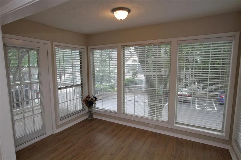 906 Gettysburg Place, Atlanta, Georgia 30350, 2 Bedrooms Bedrooms, ,2 BathroomsBathrooms,Residential,Sold,906 Gettysburg Place,6018289