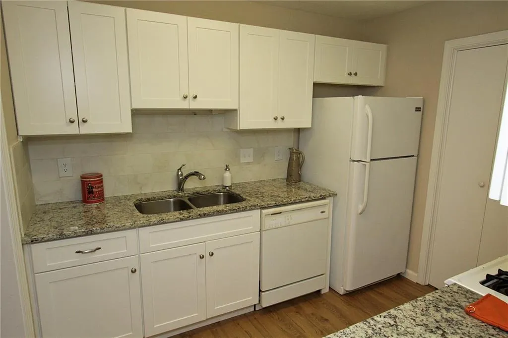 906 Gettysburg Place, Atlanta, Georgia 30350, 2 Bedrooms Bedrooms, ,2 BathroomsBathrooms,Residential,Sold,906 Gettysburg Place,6018289