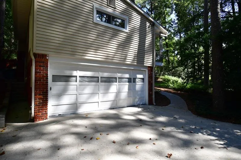 64 Spruell Springs Road, Sandy Springs, Georgia 30342, 3 Bedrooms Bedrooms, ,2 BathroomsBathrooms,Residential,Sold,64 Spruell Springs Road,6074767