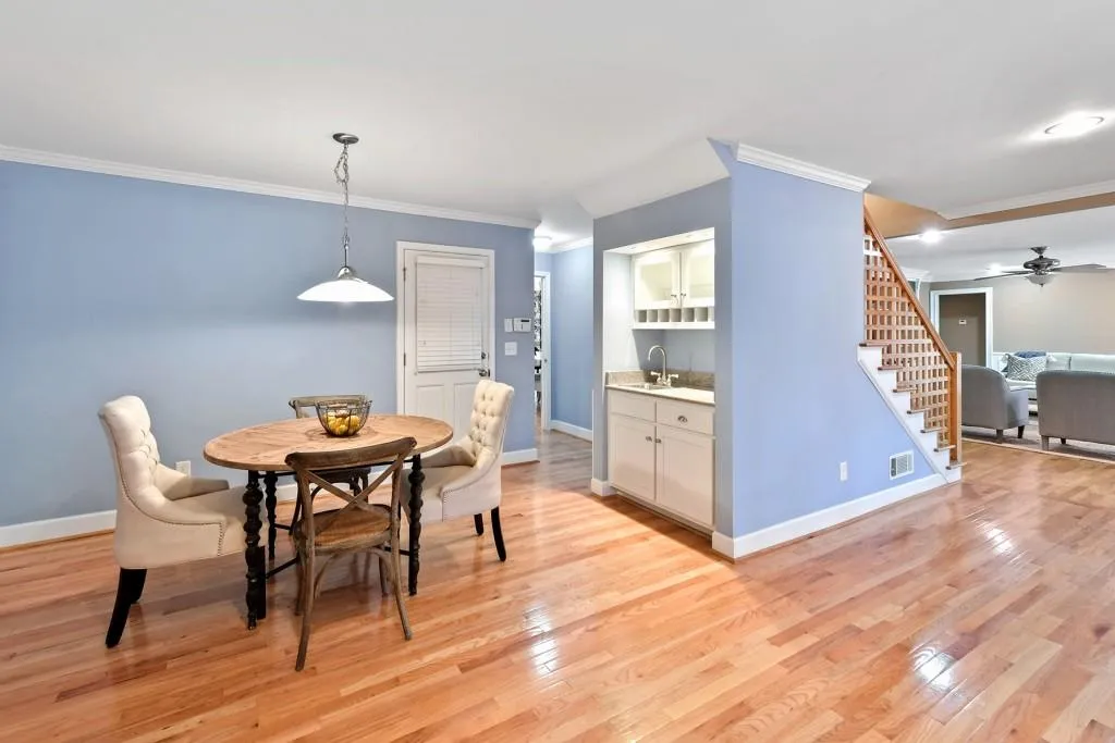 590 Spindlewick Drive, Sandy Springs, Georgia 30350, 4 Bedrooms Bedrooms, ,4 BathroomsBathrooms,Residential,Sold,590 Spindlewick Drive,6985482